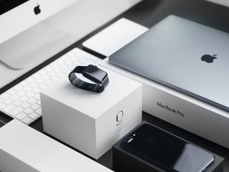 julian o hayon Bs zngH79Ds unsplash scaled 1 GlamEssence: Elevating Beauty with Innovation