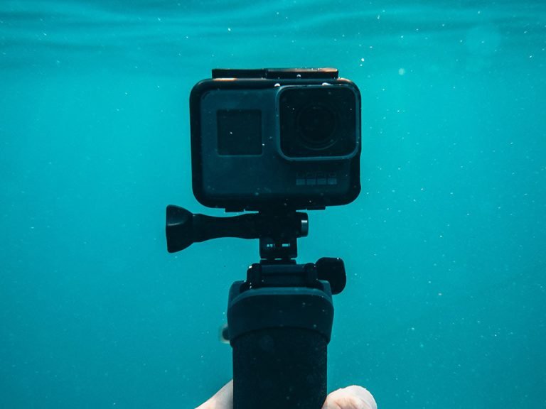 oliver sjostrom j oRbx 0aNA unsplash 3 GlamEssence: Elevating Beauty with Innovation