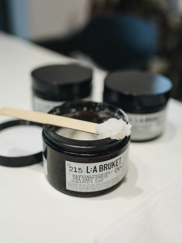 pexels-polina-tankilevitch-3738363 (1)